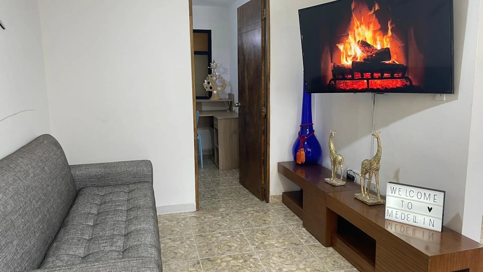Medellin Tu Hogar En La Eterna Primavera