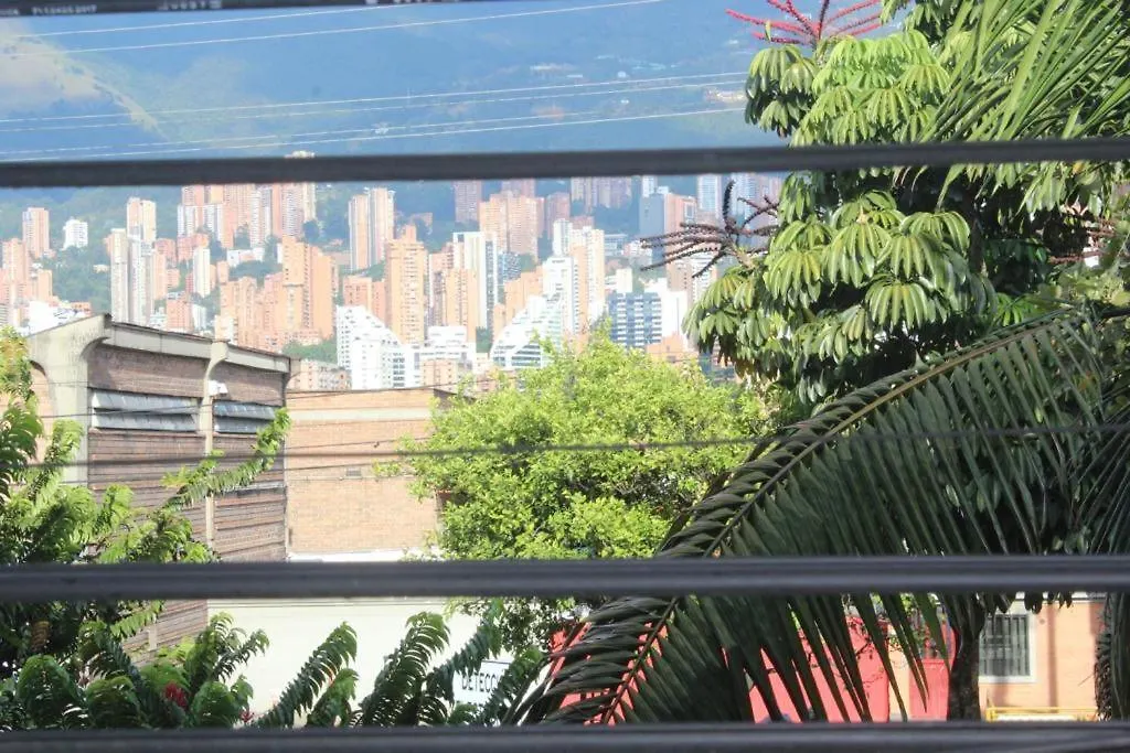アパート Medellin Tu Hogar En La Eterna Primavera コロンビア