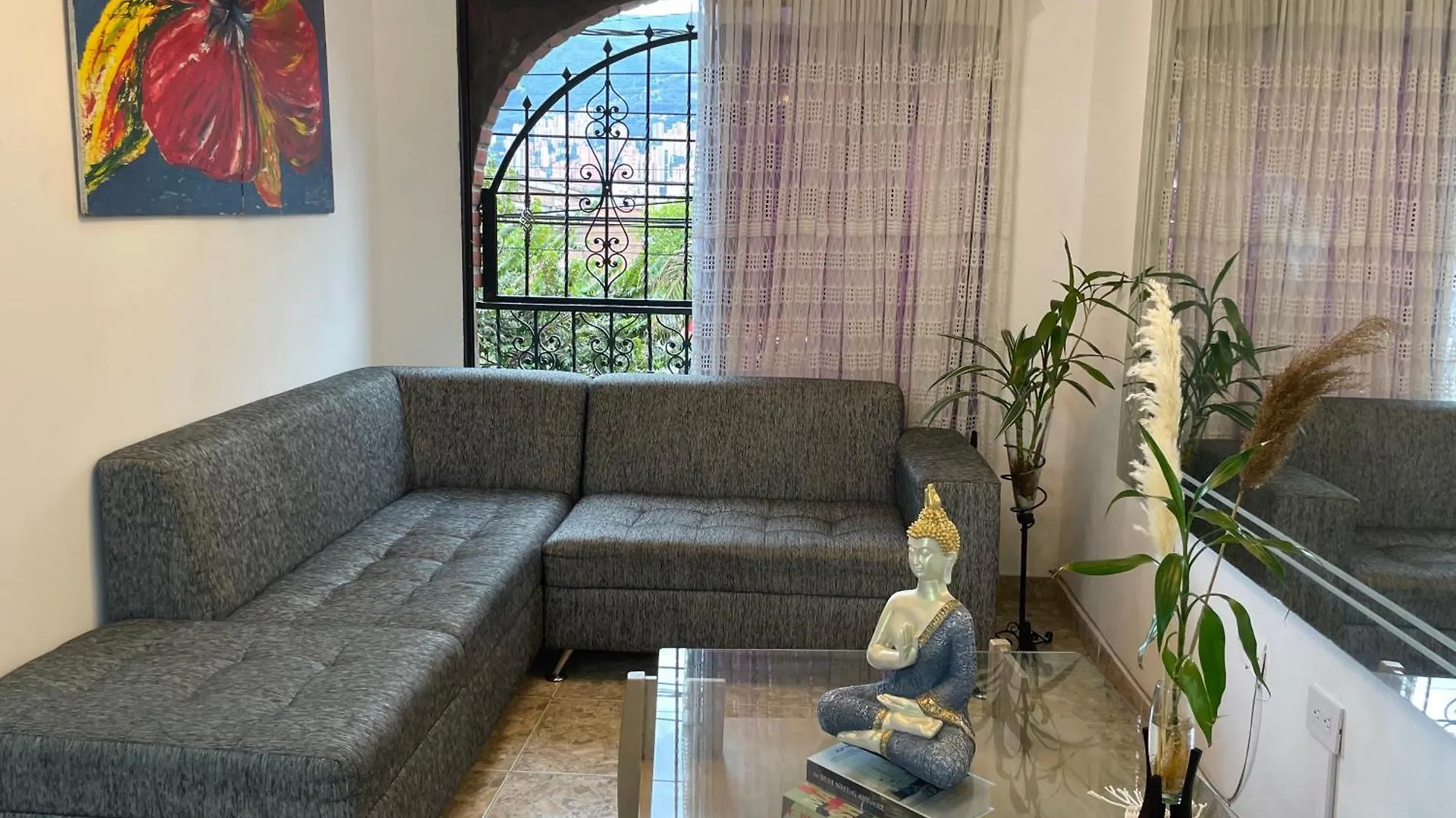 Medellin Tu Hogar En La Eterna Primavera Apartment