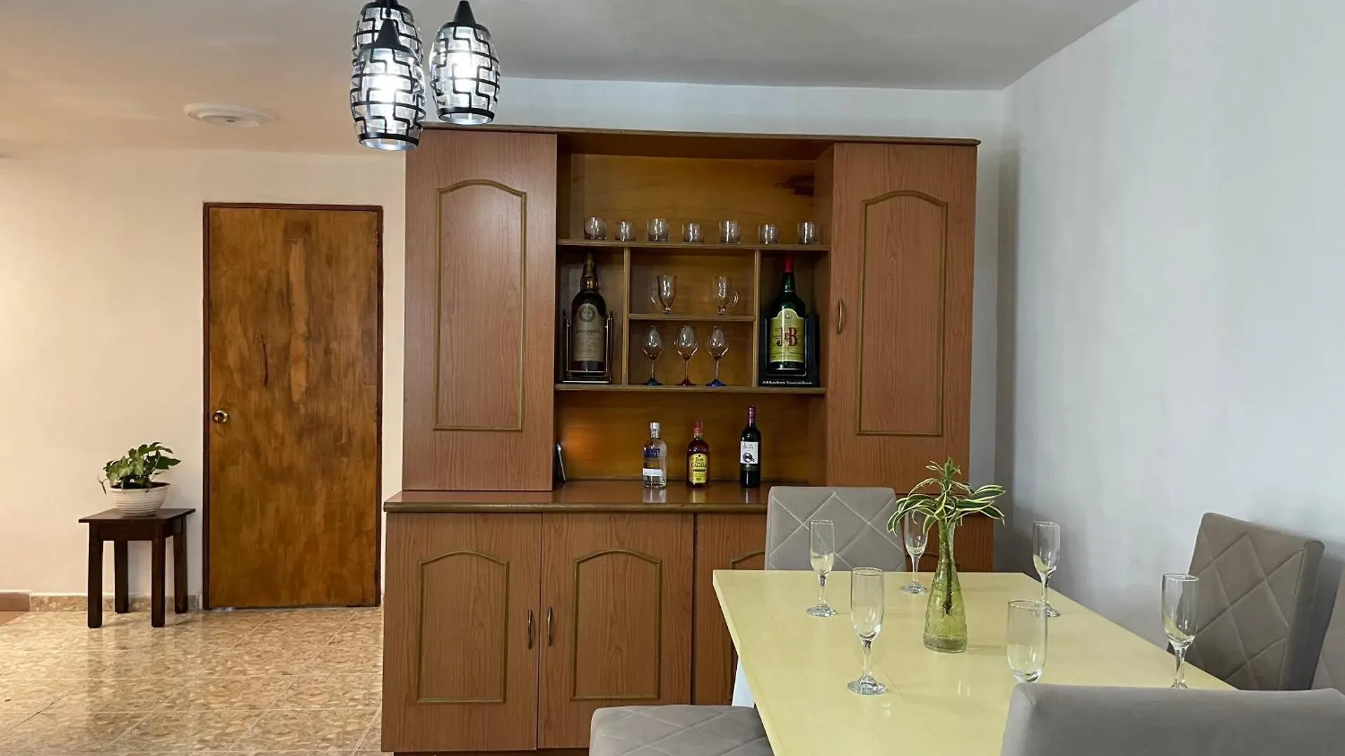Apartment Medellin Tu Hogar En La Eterna Primavera Colombia